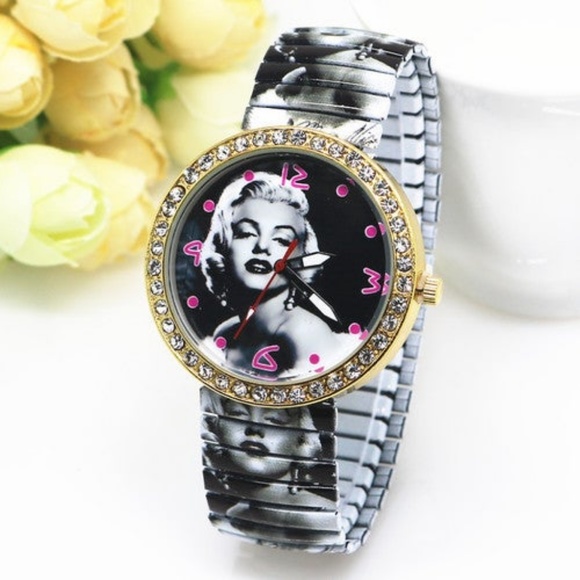 Beautiful Marilyn Monroe Crystal Watch - Picture 2 of 5